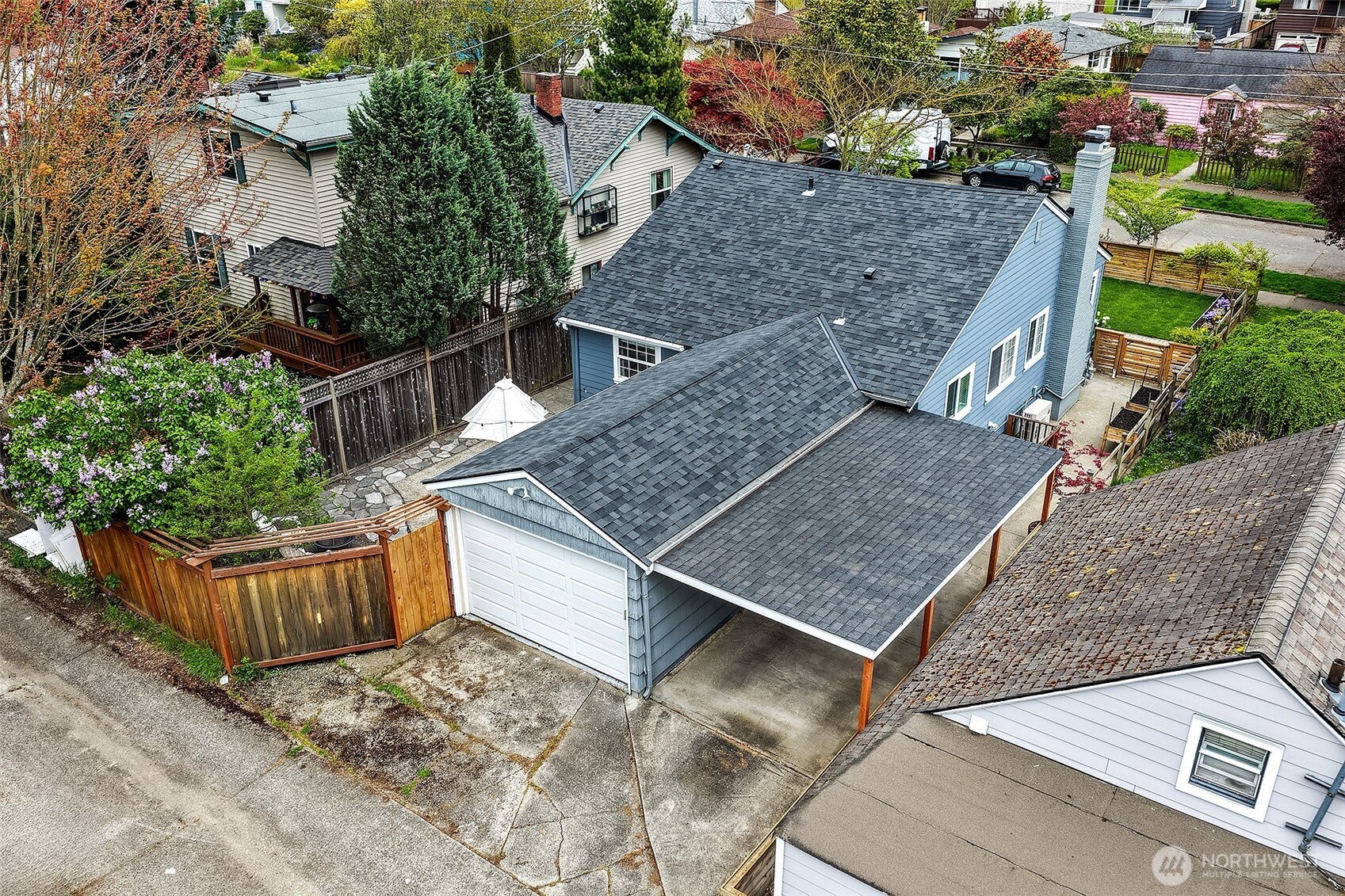 7515 17th Avenue NW, Seattle, WA 98117