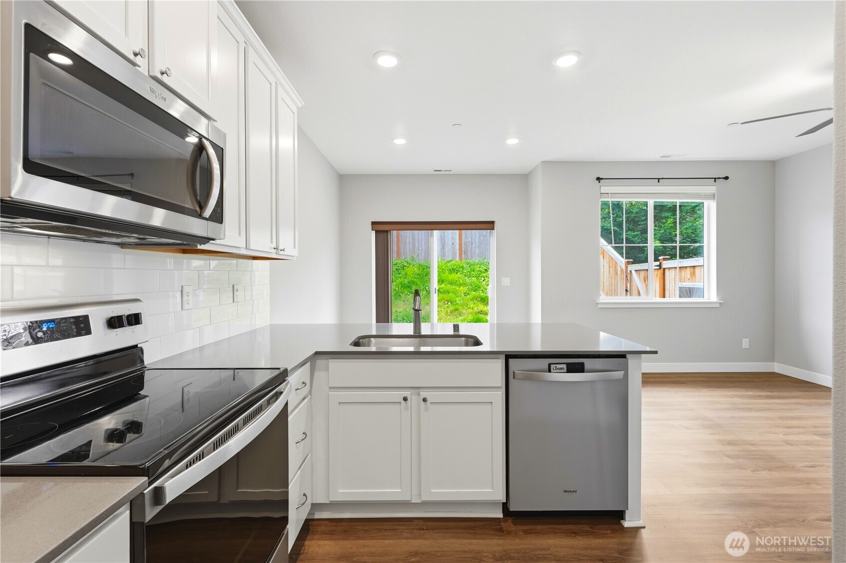 8405 Gilman Way , Arlington, WA 98223