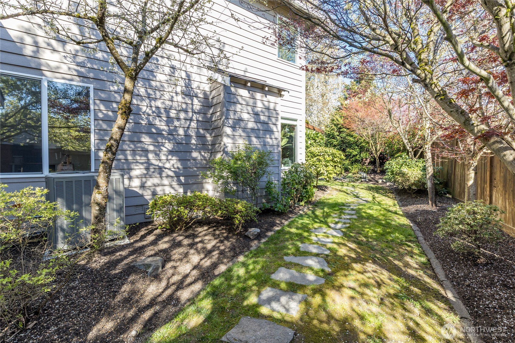 13013 SE 305th Court , Auburn, WA 98092