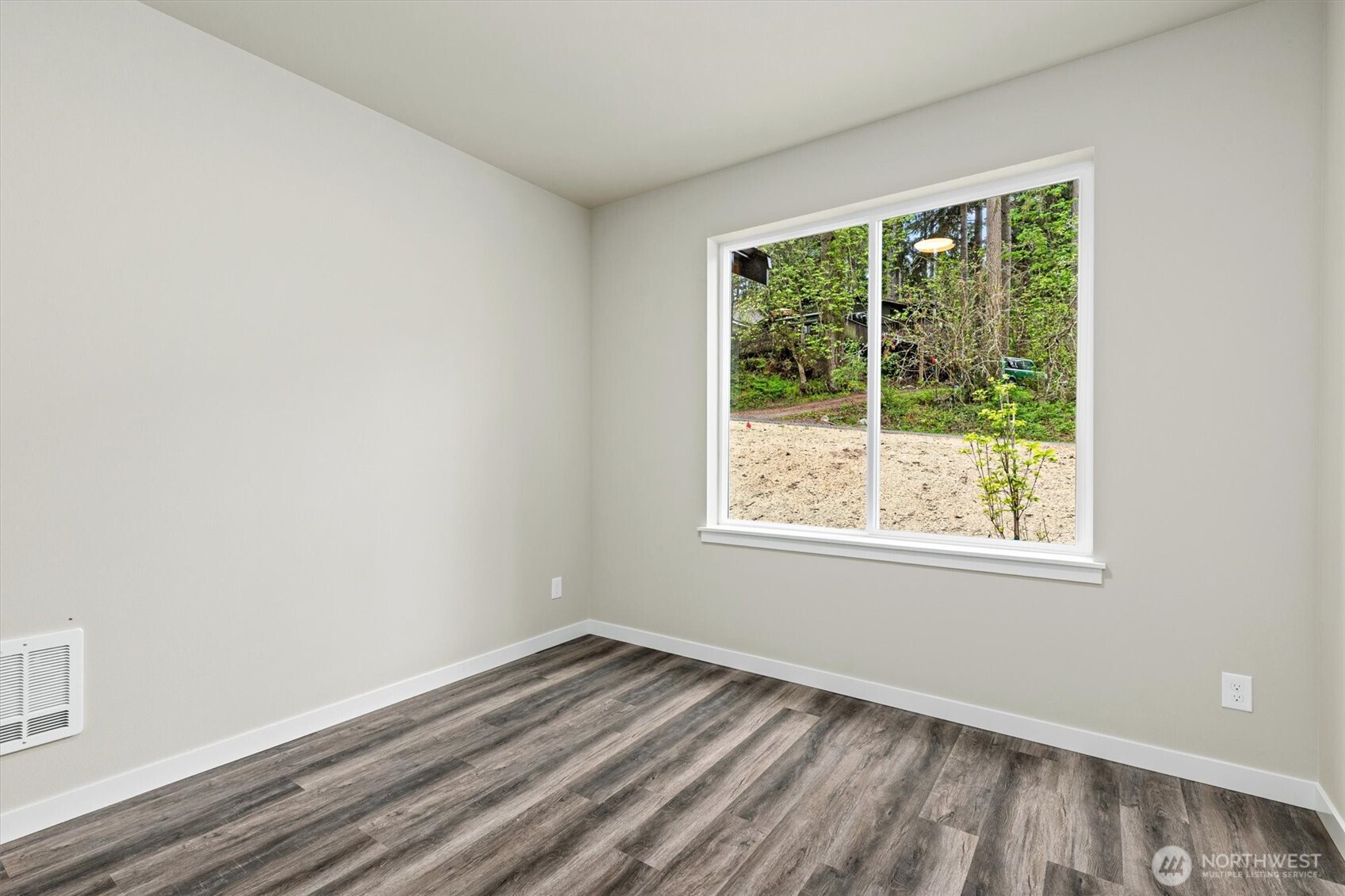 17624 Valley Lane SE, Yelm, WA 98564