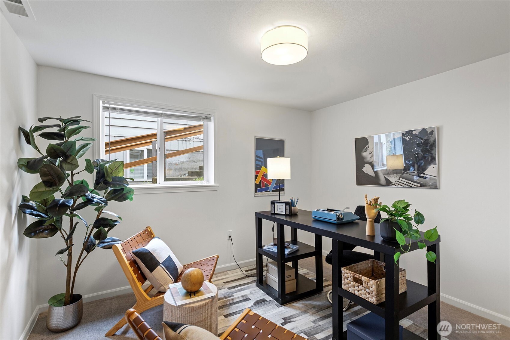 16358 Ashworth Avenue N, Shoreline, WA 98133