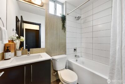 6315 42nd Avenue SW #B, Seattle, WA 98136 - Photo 20