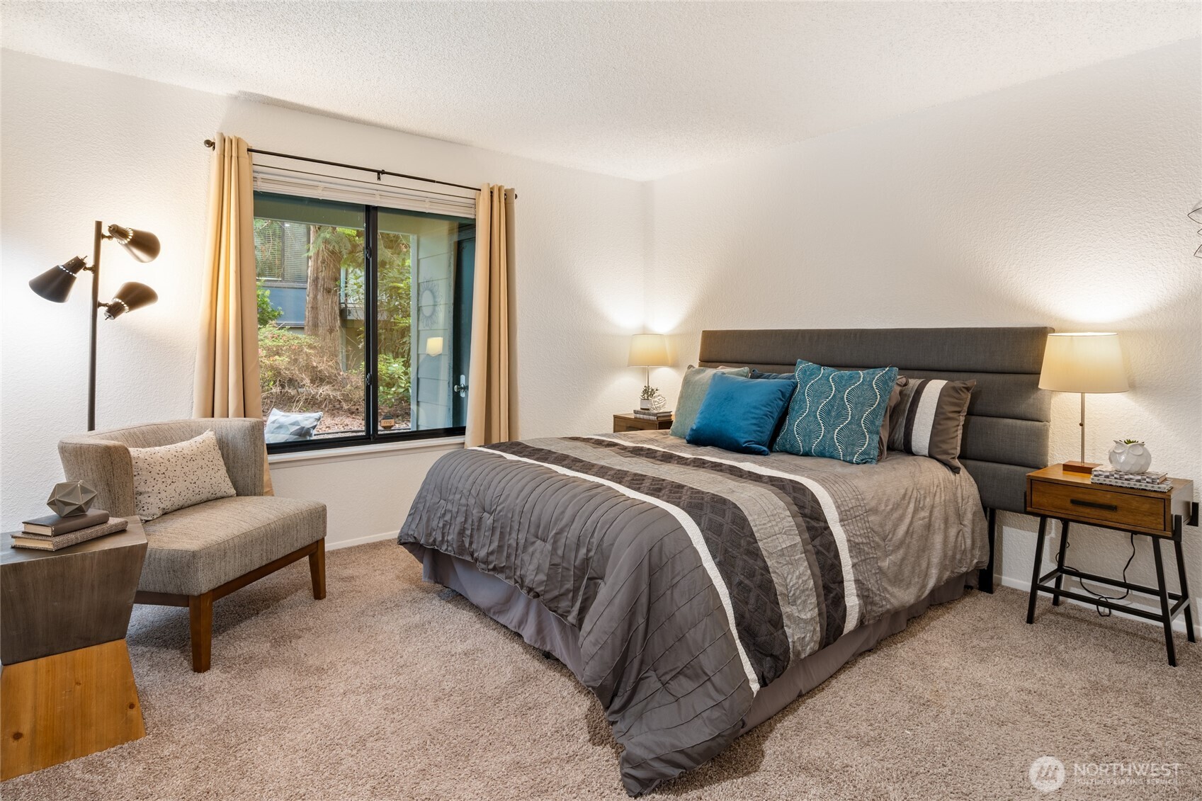 1819 N 107th Street #103, Seattle, WA 98133