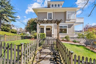 920 4th Avenue N, Seattle, WA 98109 - Photo 4