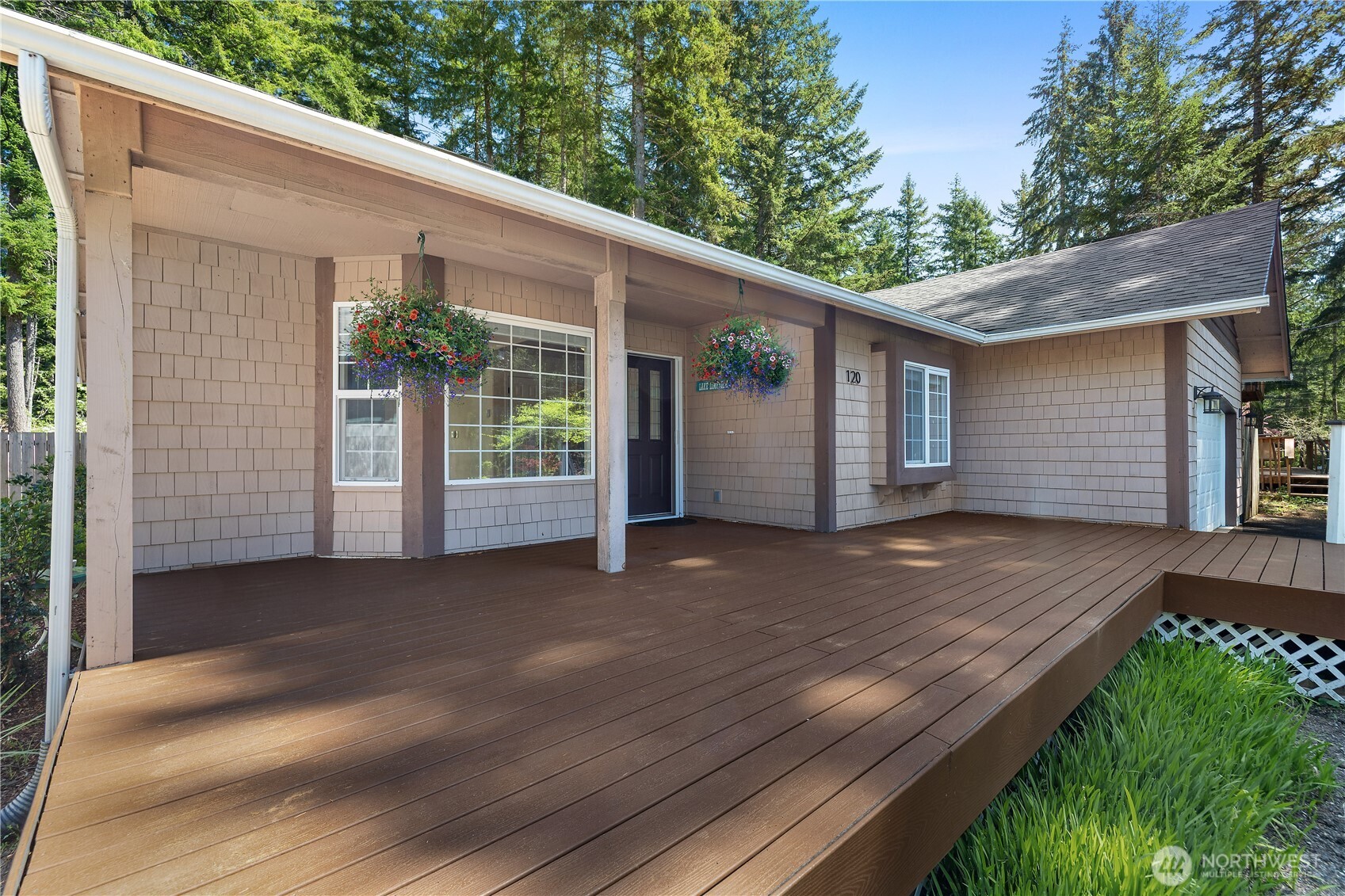 120 E Ballantrae Drive , Shelton, WA 98584
