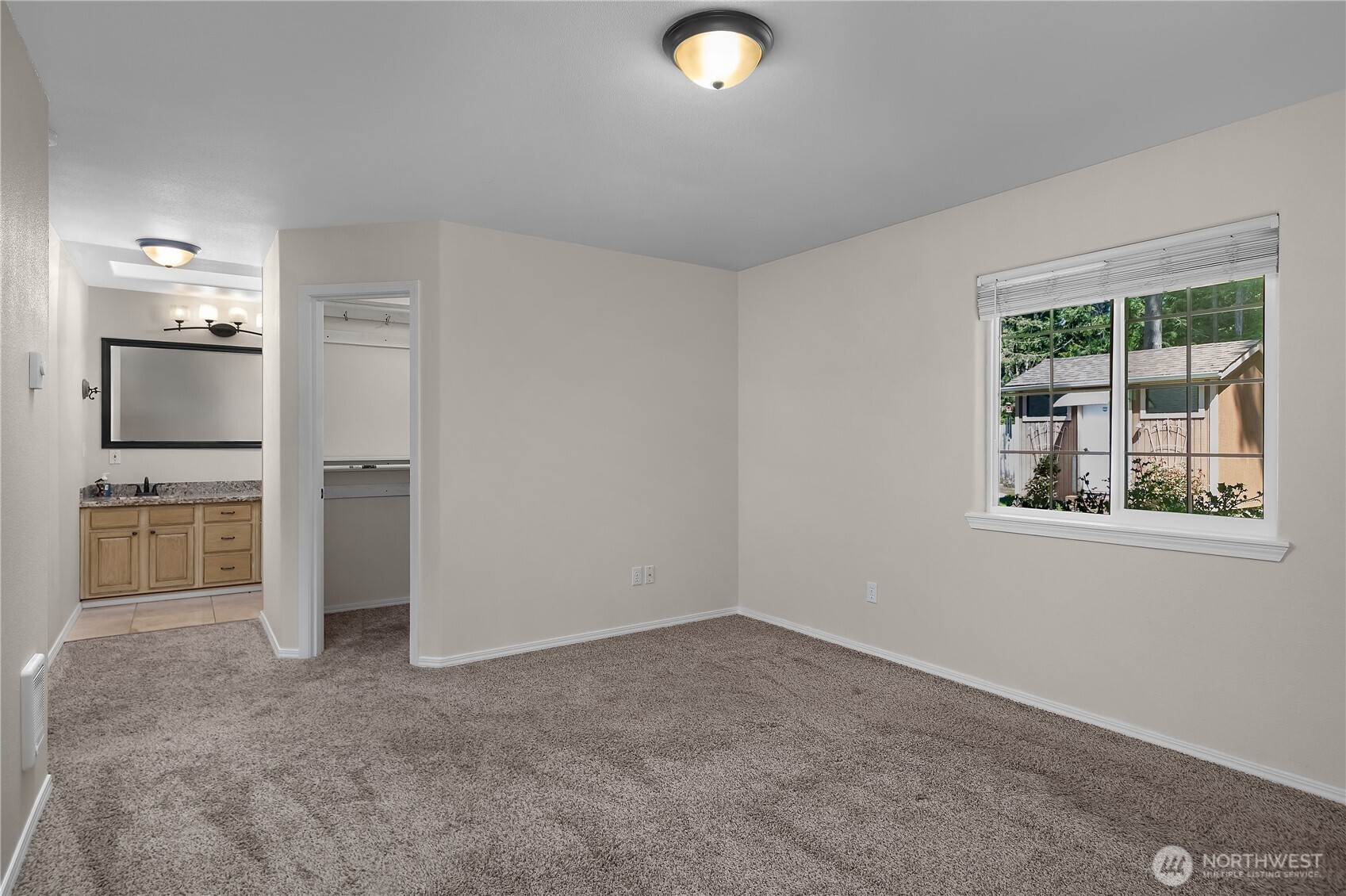 120 E Ballantrae Drive , Shelton, WA 98584