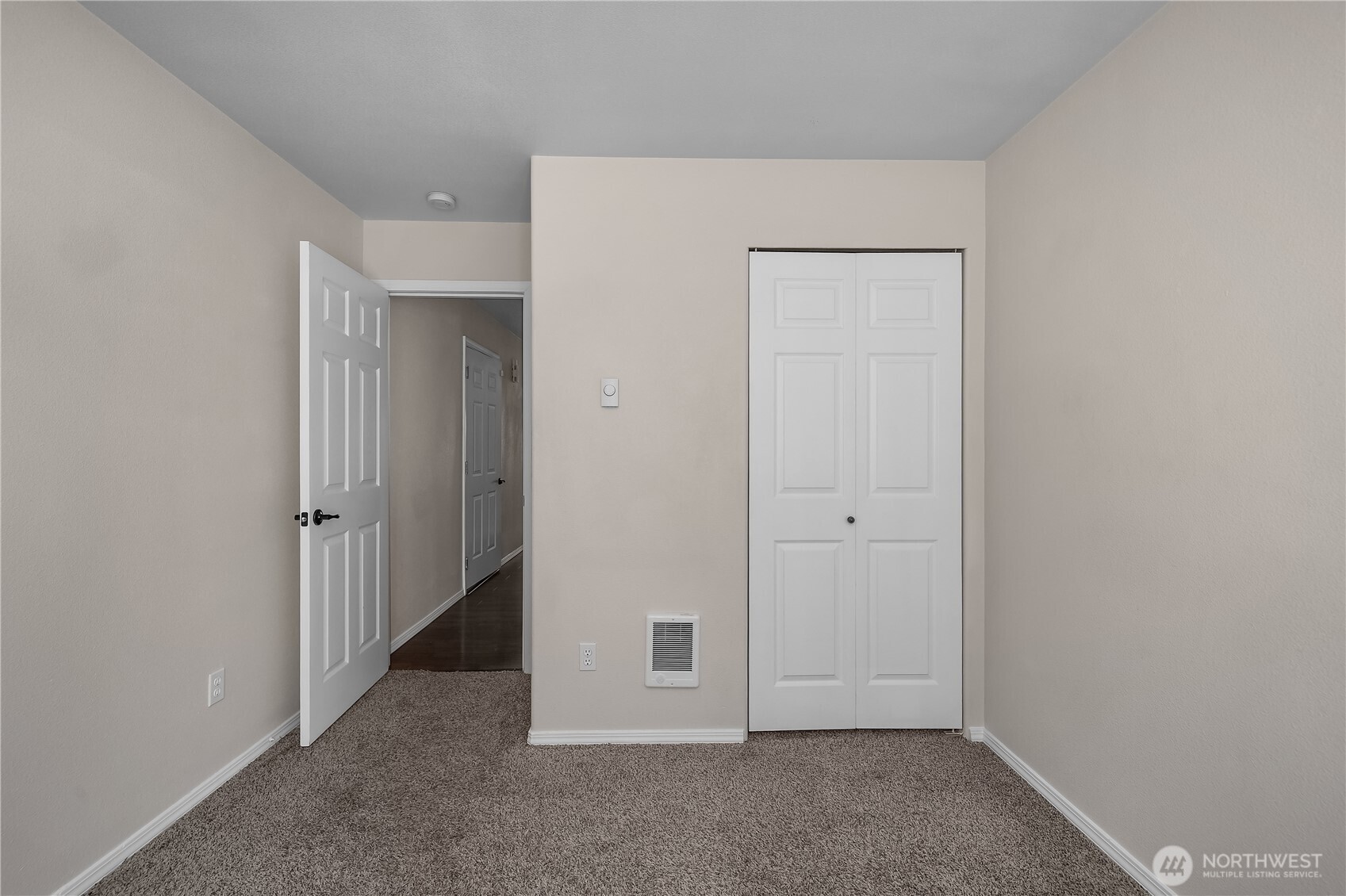 120 E Ballantrae Drive , Shelton, WA 98584