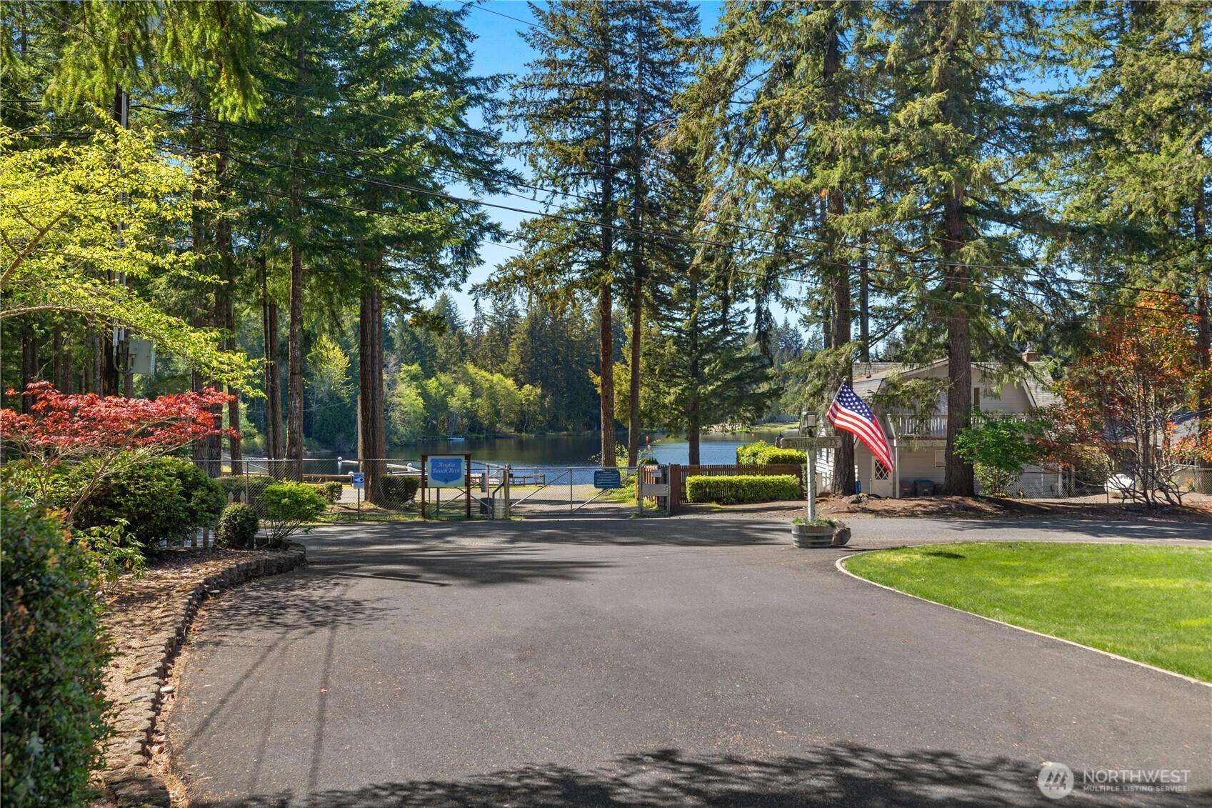 120 E Ballantrae Drive , Shelton, WA 98584