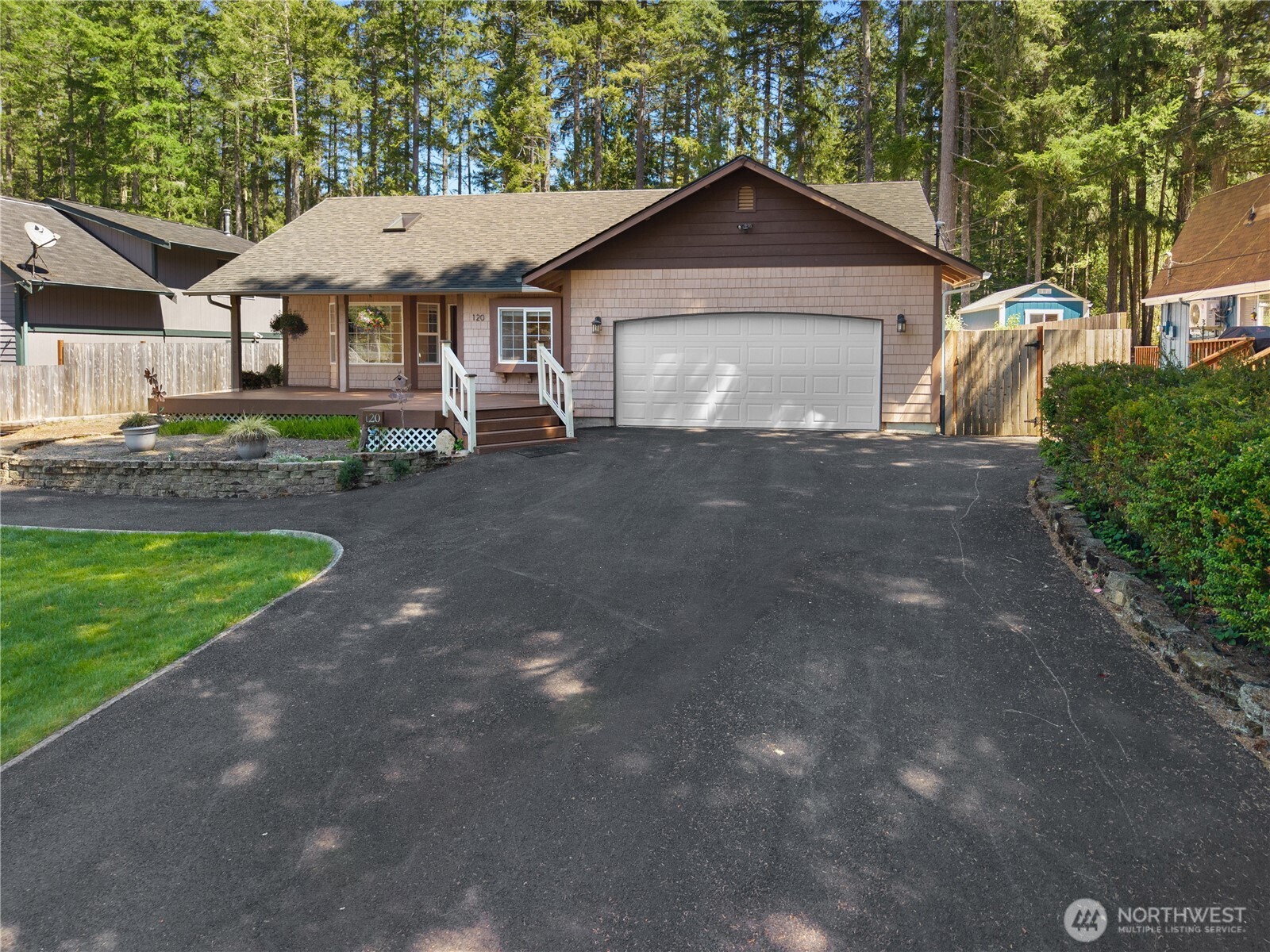 120 E Ballantrae Drive , Shelton, WA 98584
