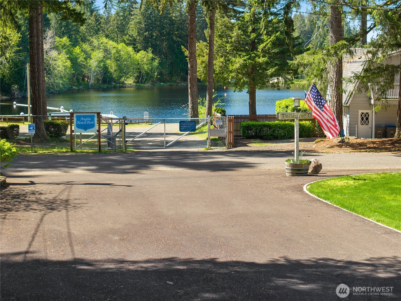 120 E Ballantrae Drive , Shelton, WA 98584