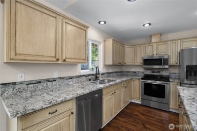 120 E Ballantrae Drive , Shelton, WA 98584 - Photo 9
