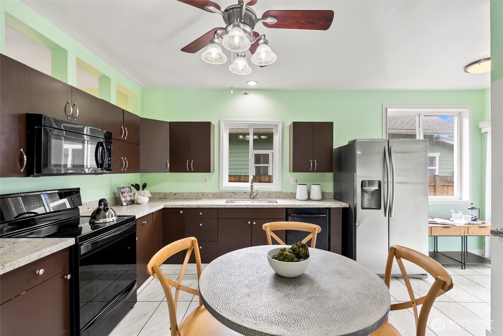 2408 Highland Avenue , Everett, WA 98201