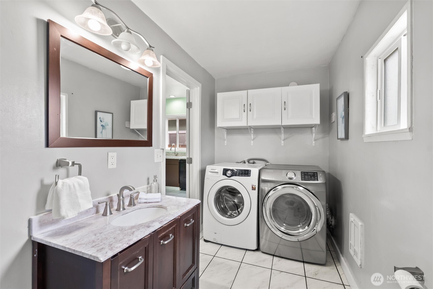 2408 Highland Avenue , Everett, WA 98201