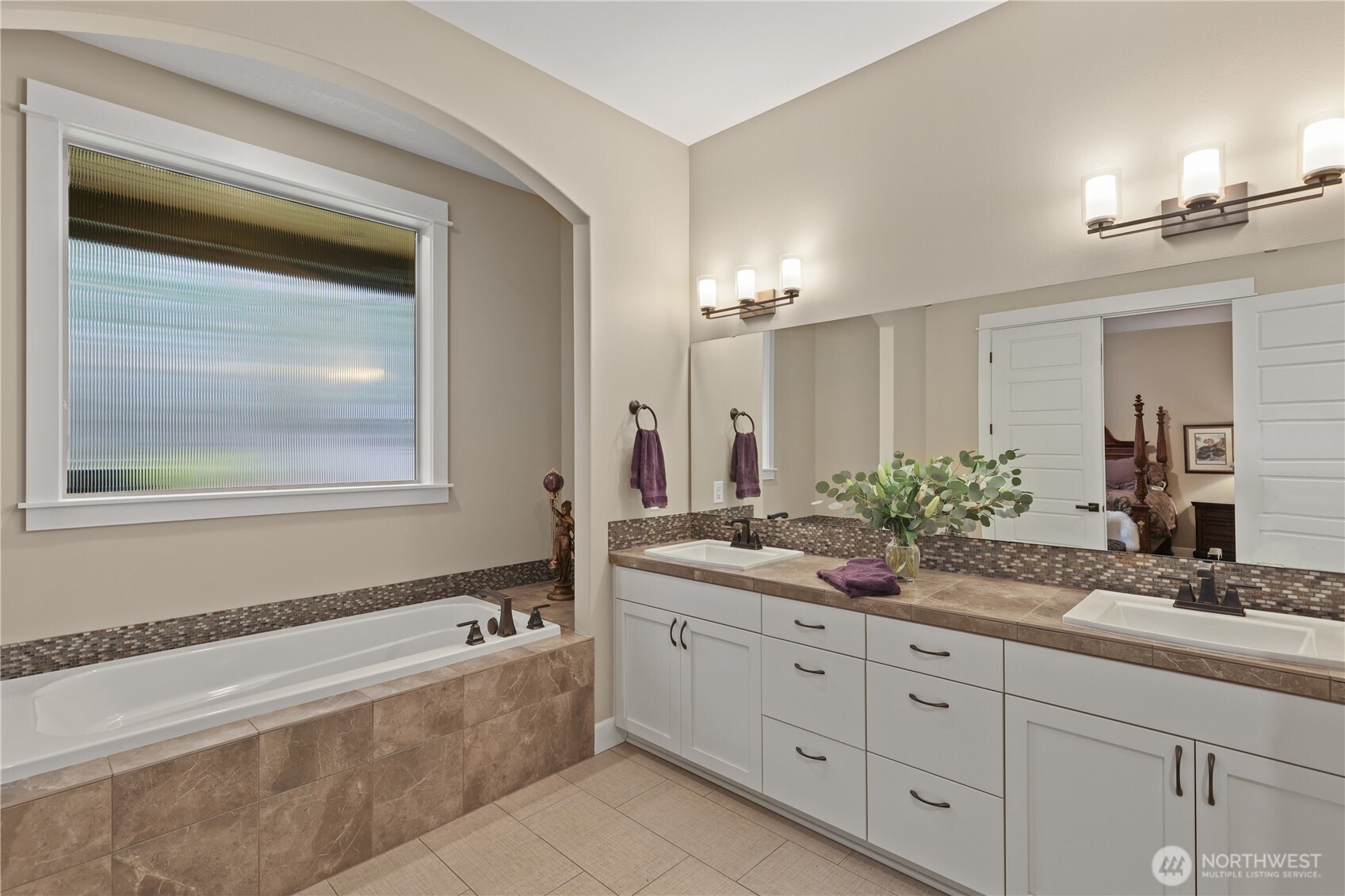 31209 218th Place SE, Black Diamond, WA 98010