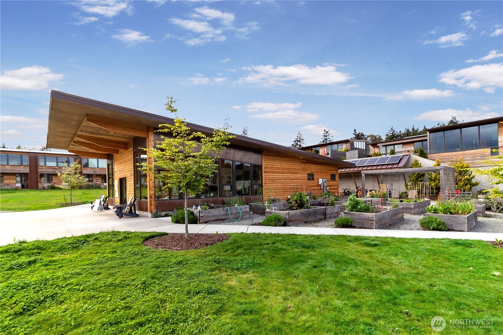226 Canopy Path NW, Bainbridge Island, WA 98110