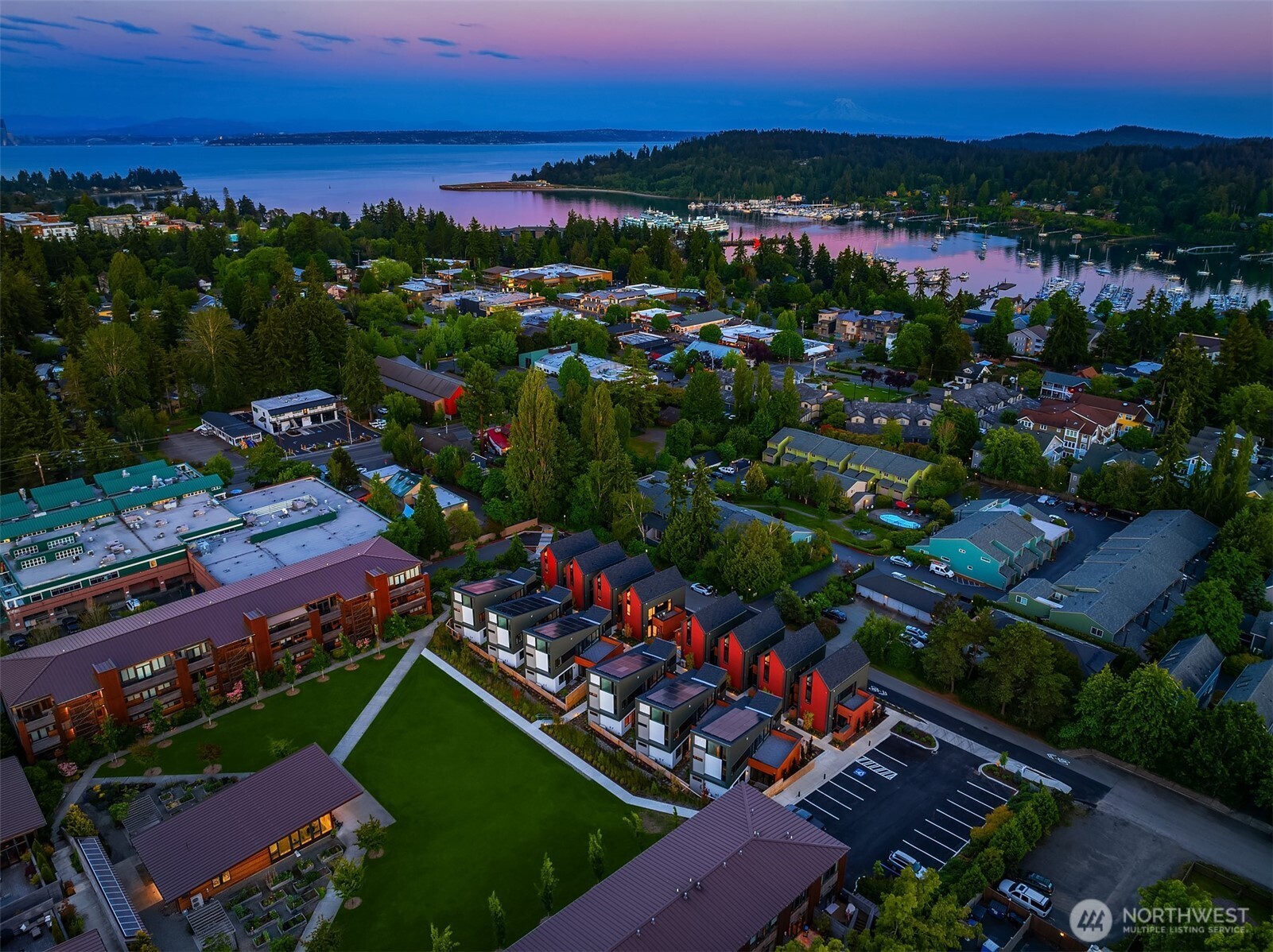 226 Canopy Path NW, Bainbridge Island, WA 98110