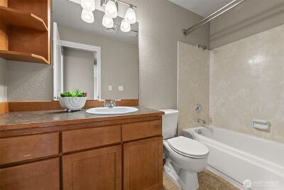 750 N 143rd Street #312, Seattle, WA 98133 - Photo 9