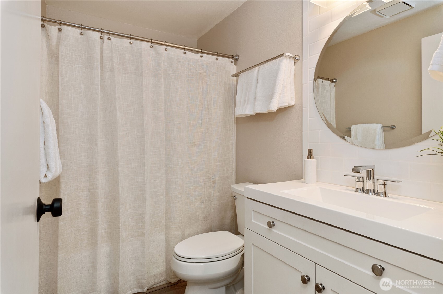 1989 NW Lucky Lane , Silverdale, WA 98383