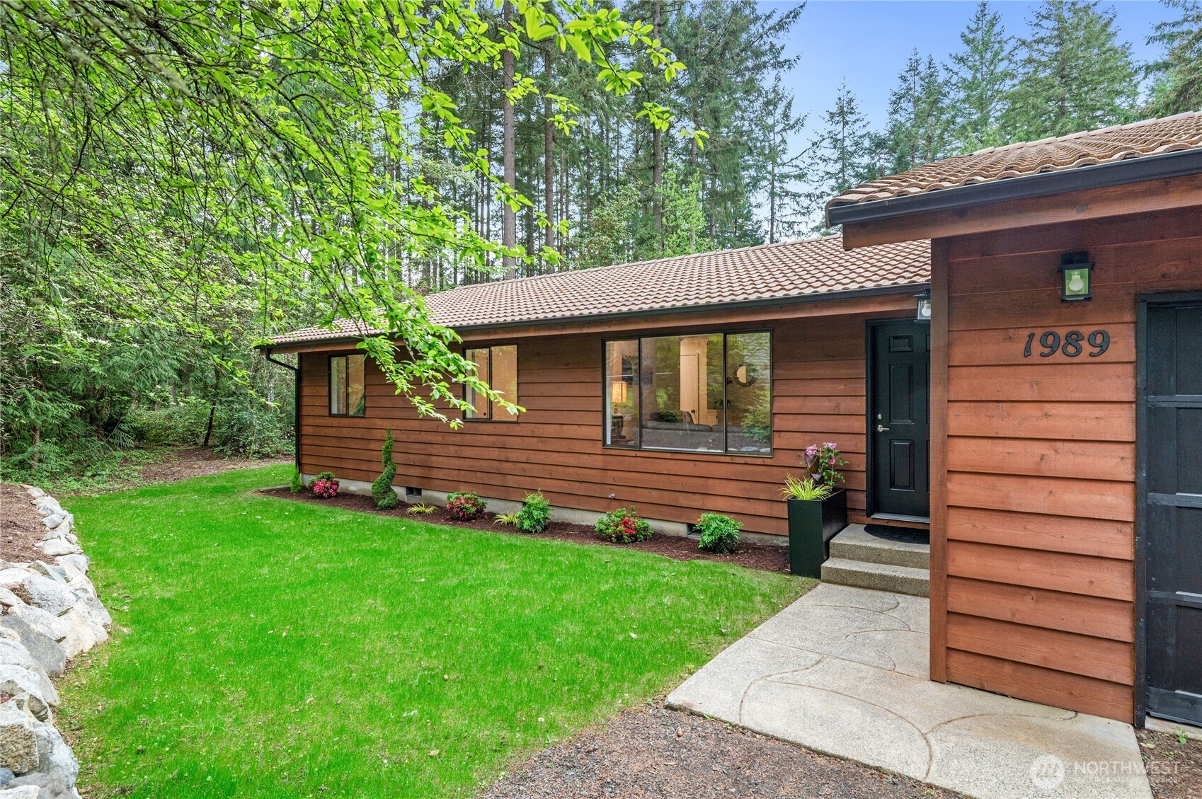 1989 NW Lucky Lane , Silverdale, WA 98383
