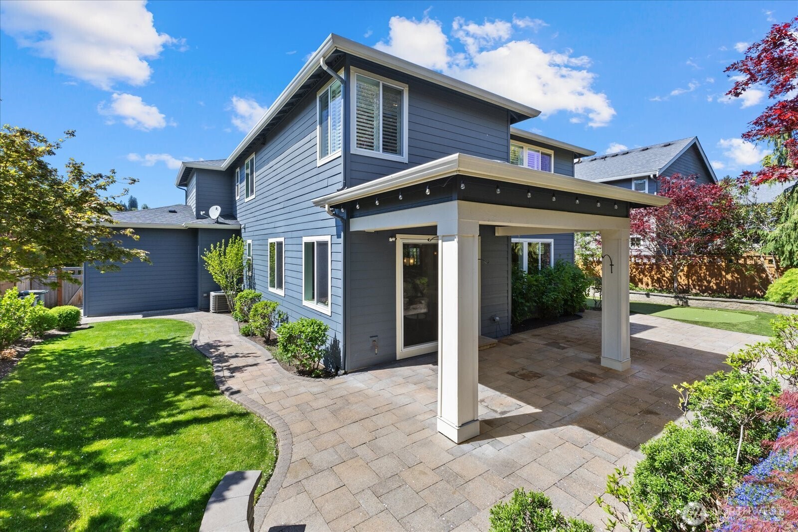 15112 101st Avenue NE, Bothell, WA 98011