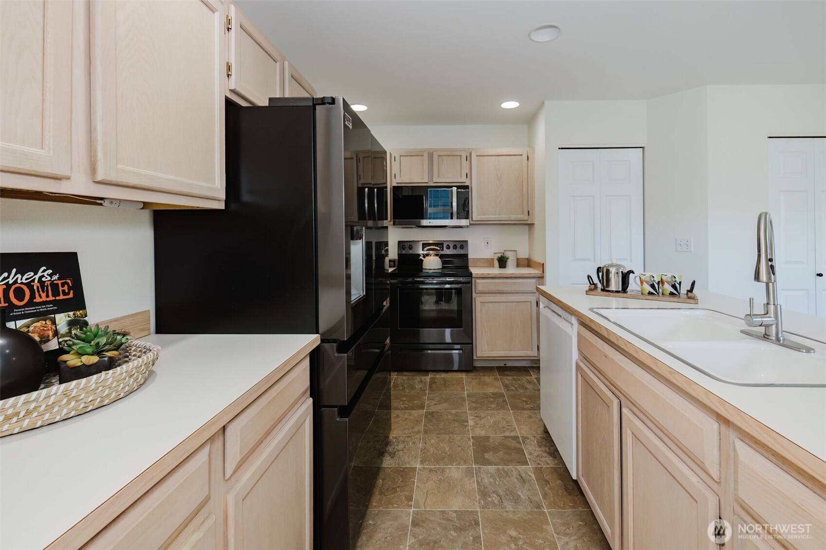 10898 Tulip Place NW, Silverdale, WA 98383