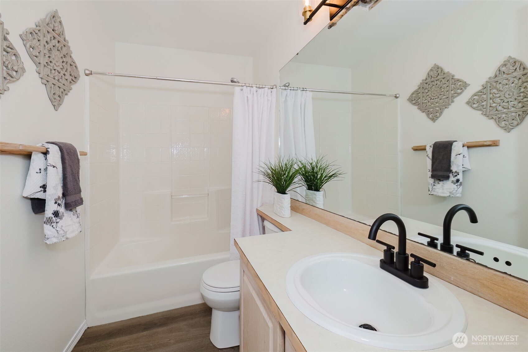 10898 Tulip Place NW, Silverdale, WA 98383