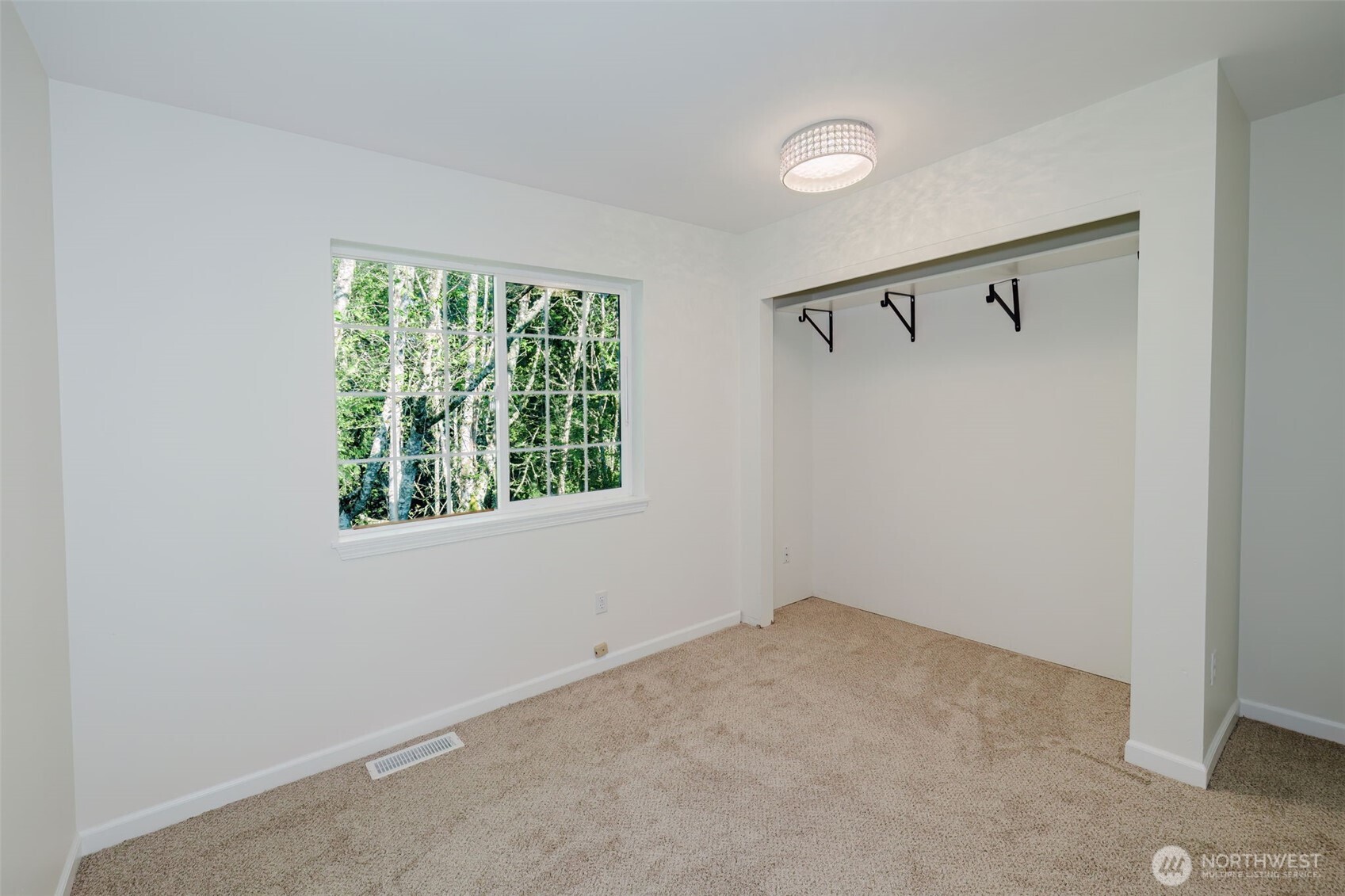 10898 Tulip Place NW, Silverdale, WA 98383