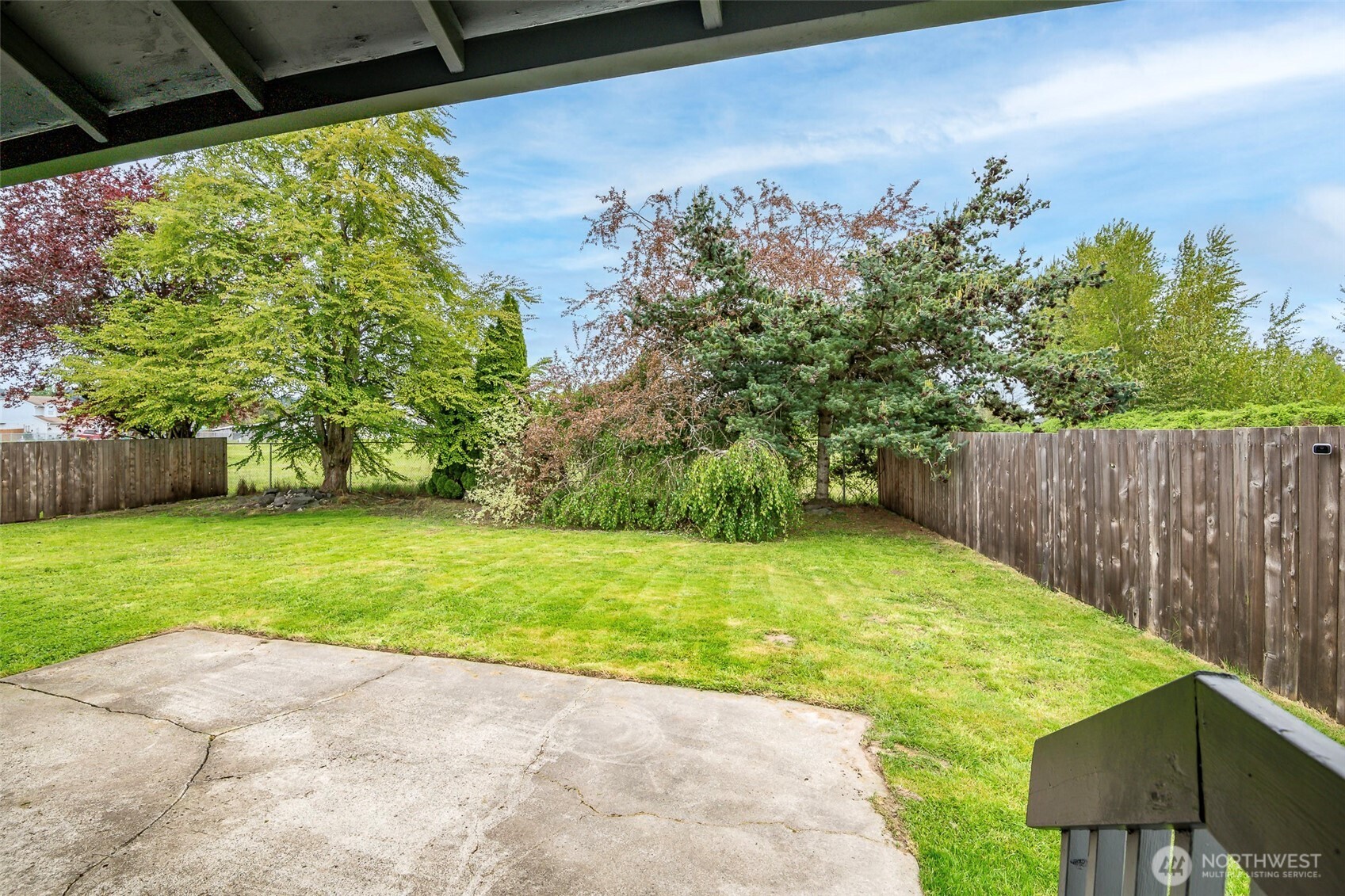 345 White River Drive , Pacific, WA 98047