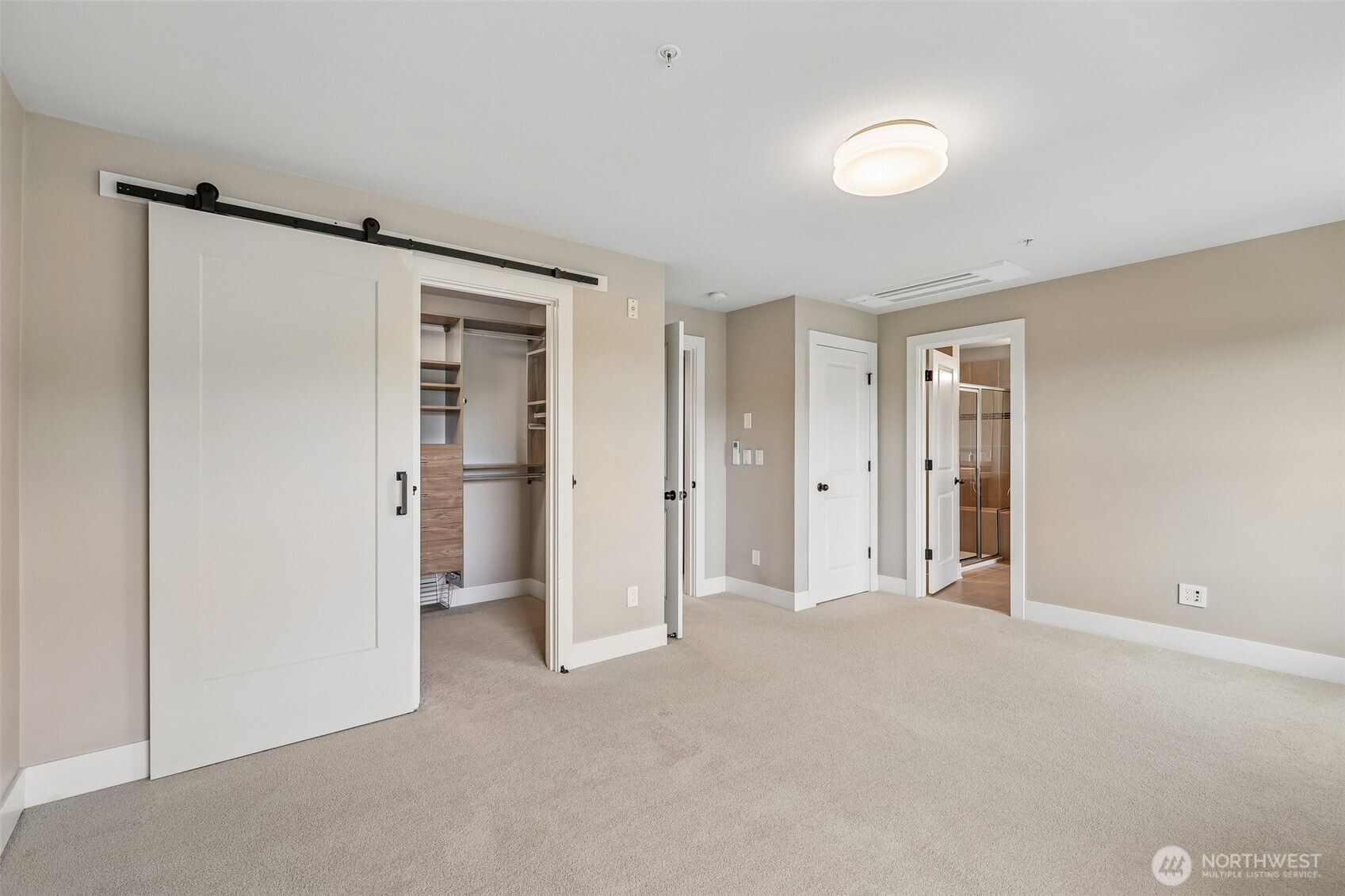 1078 NE High Street #10, Issaquah, WA 98029-7478