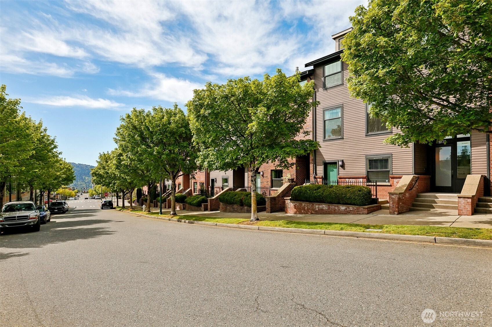 1078 NE High Street #10, Issaquah, WA 98029-7478