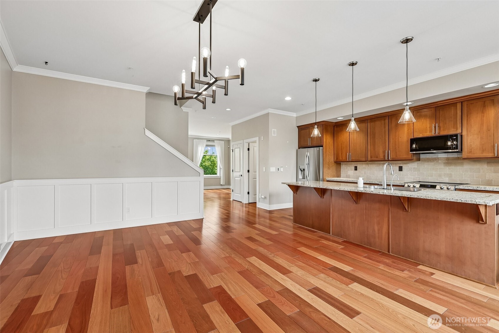 1078 NE High Street #10, Issaquah, WA 98029-7478