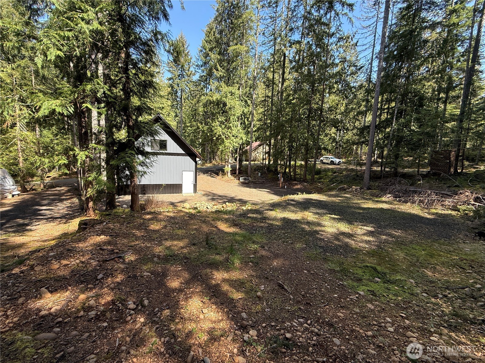 131 N Staircase Drive , Hoodsport, WA 98548