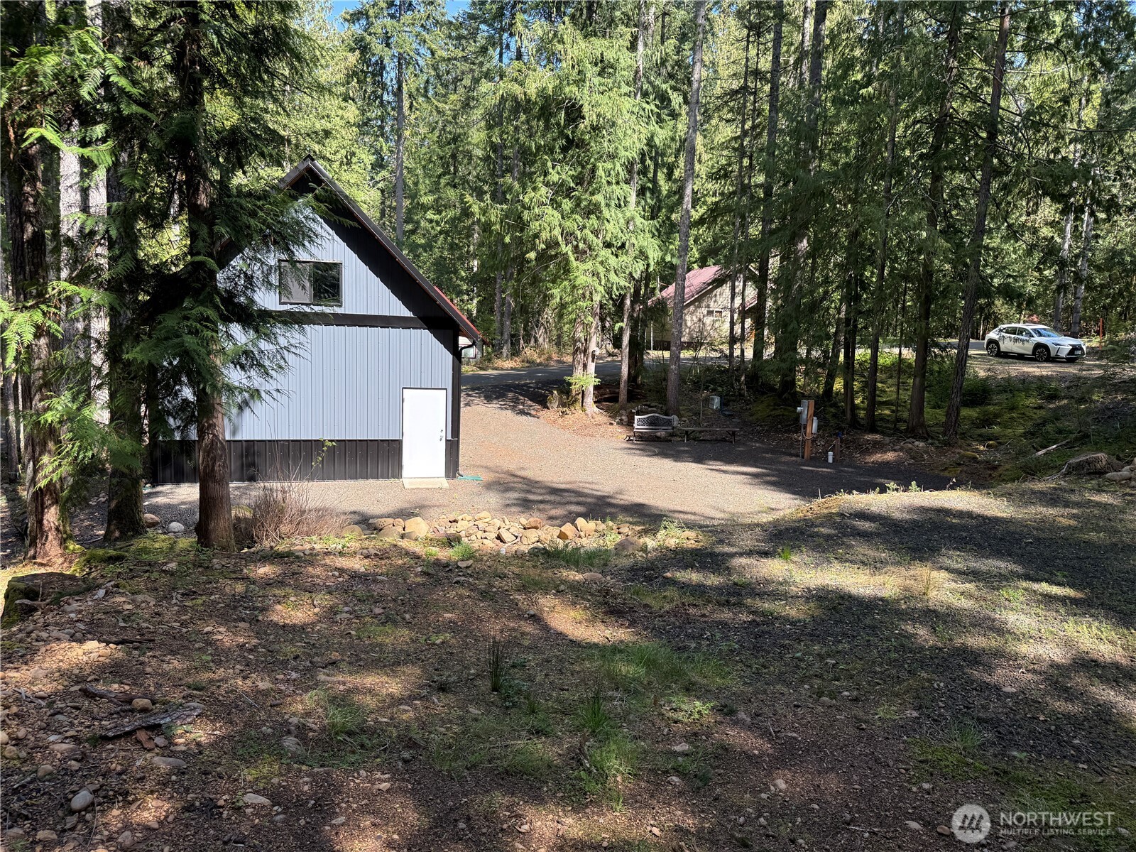 131 N Staircase Drive , Hoodsport, WA 98548
