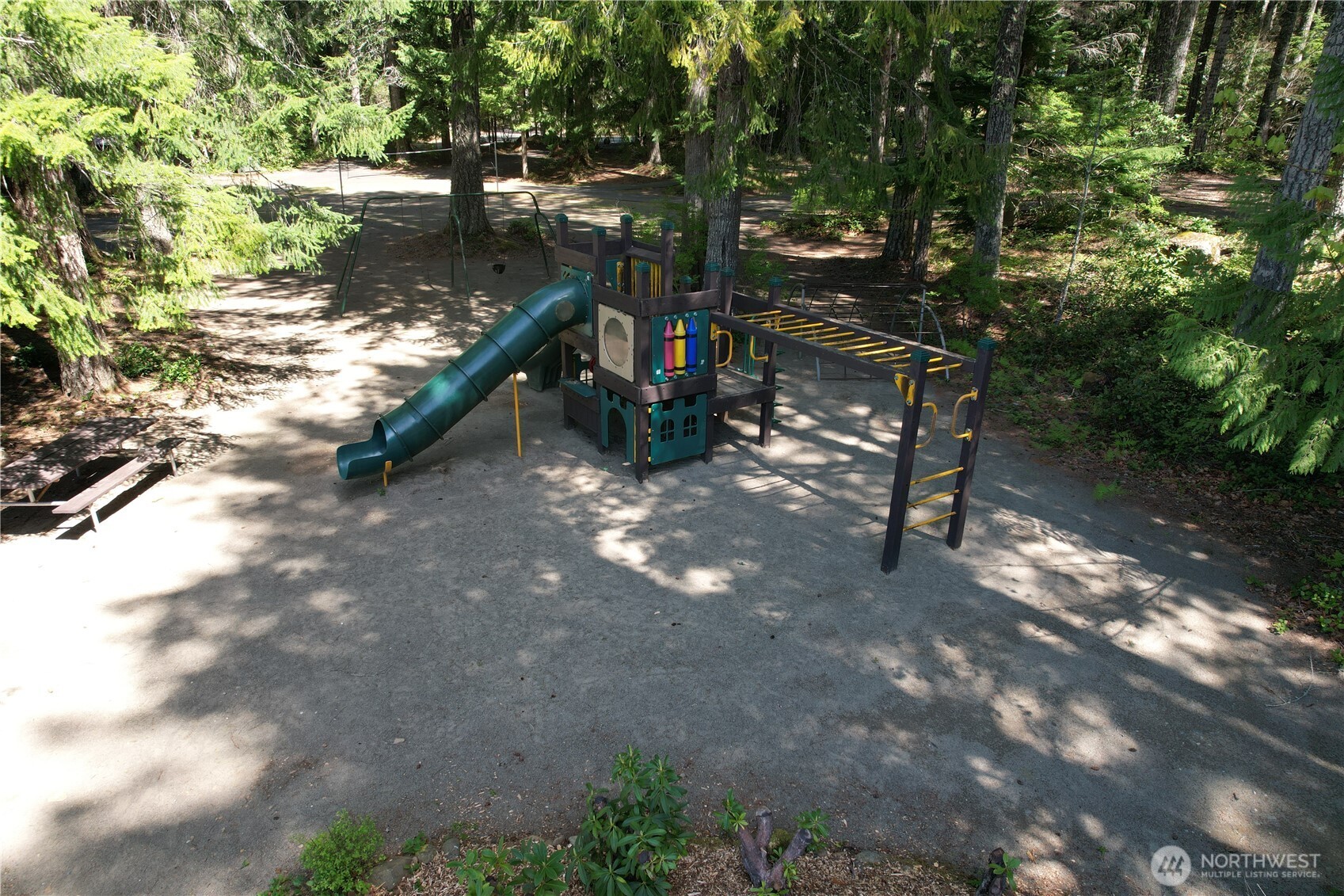 131 N Staircase Drive , Hoodsport, WA 98548