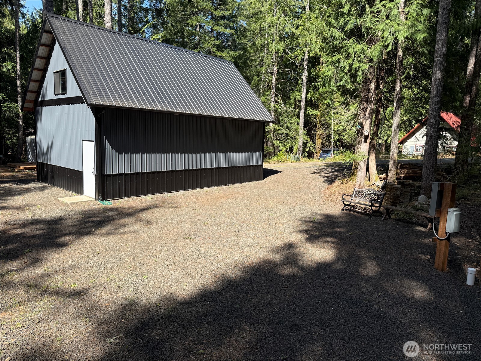 131 N Staircase Drive , Hoodsport, WA 98548