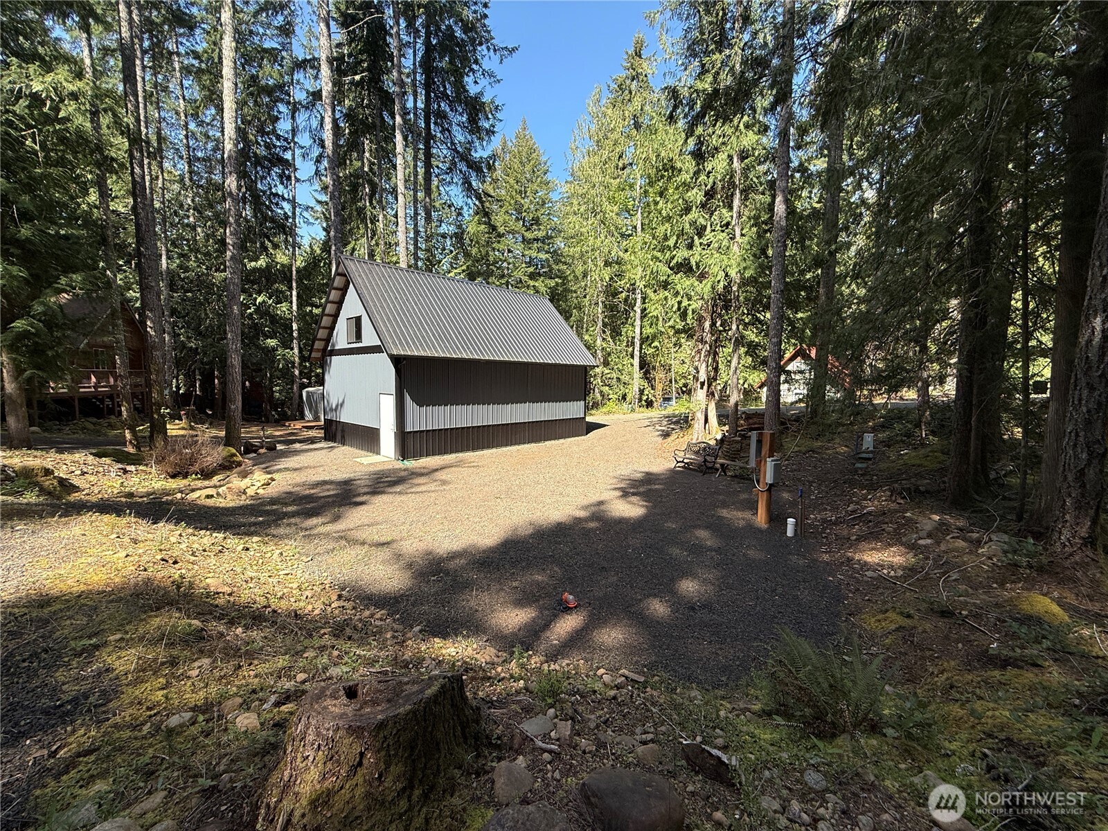 131 N Staircase Drive , Hoodsport, WA 98548