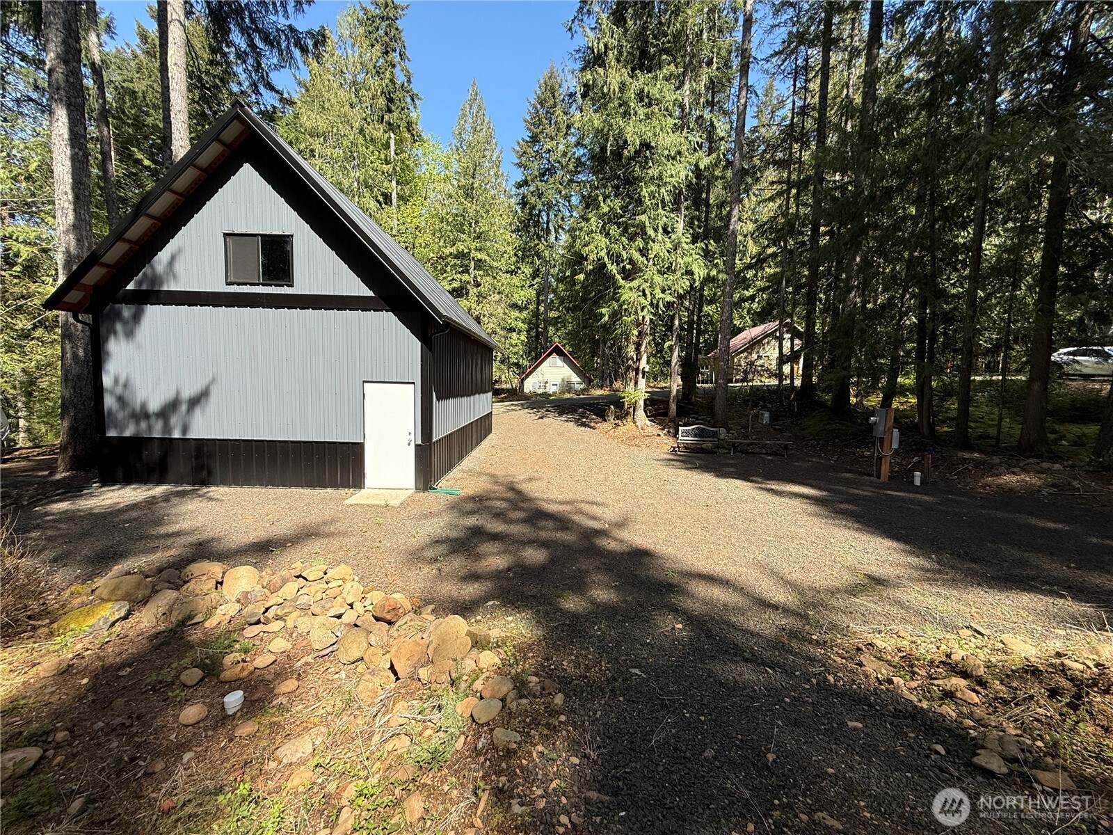 131 N Staircase Drive , Hoodsport, WA 98548