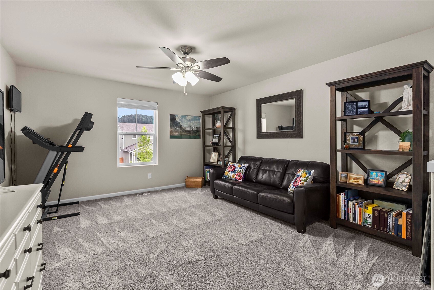 340 Grennan Lane N, Enumclaw, WA 98022