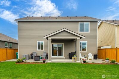 340 Grennan Lane N, Enumclaw, WA 98022 - Photo 2