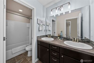 340 Grennan Lane N, Enumclaw, WA 98022 - Photo 23