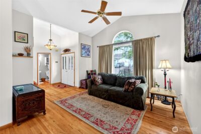 21706 116th Street E, Bonney Lake, WA 98391 - Photo 10