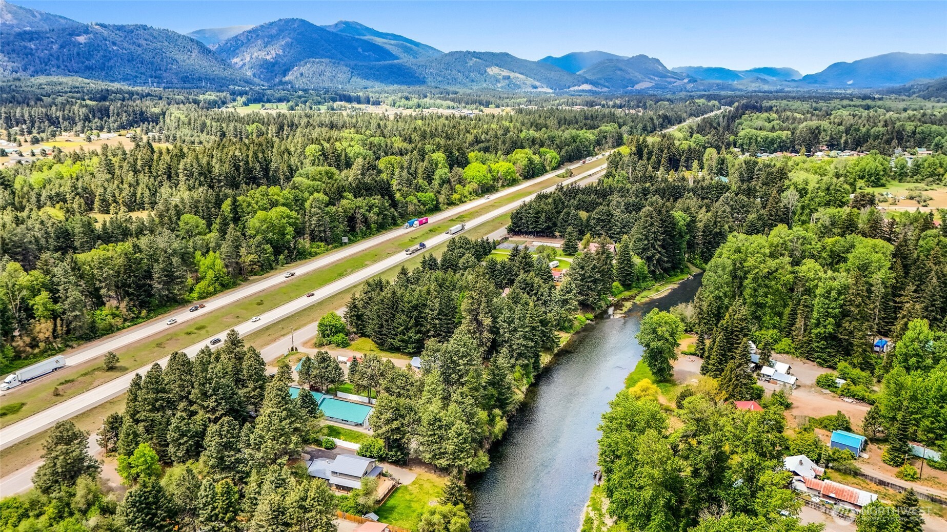 1811 Hundley Road , Cle Elum, WA 98922