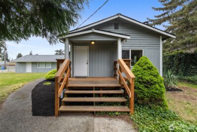 827 99th St S , Tacoma, WA 98444 - Photo 1