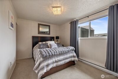 827 99th St S , Tacoma, WA 98444 - Photo 13