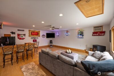 827 99th St S , Tacoma, WA 98444 - Photo 20
