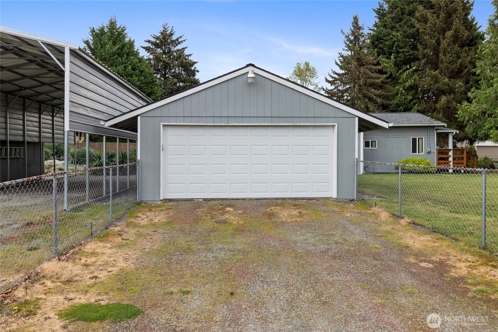 827 99th St S , Tacoma, WA 98444