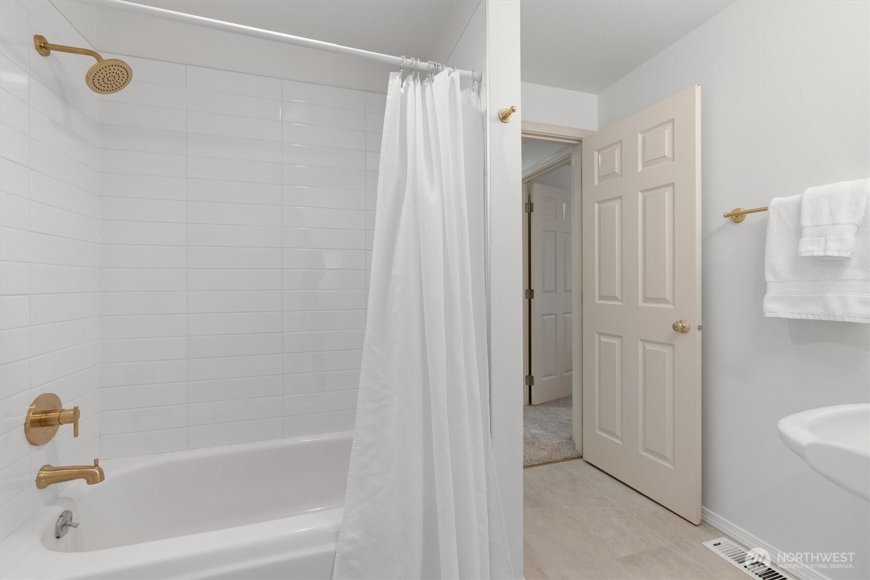 24309 SE 25th Street , Sammamish, WA 98075
