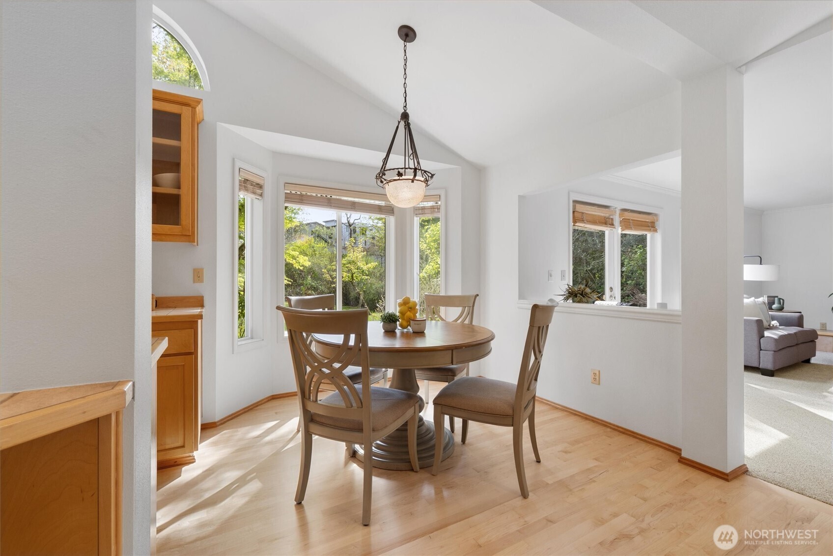24309 SE 25th Street , Sammamish, WA 98075
