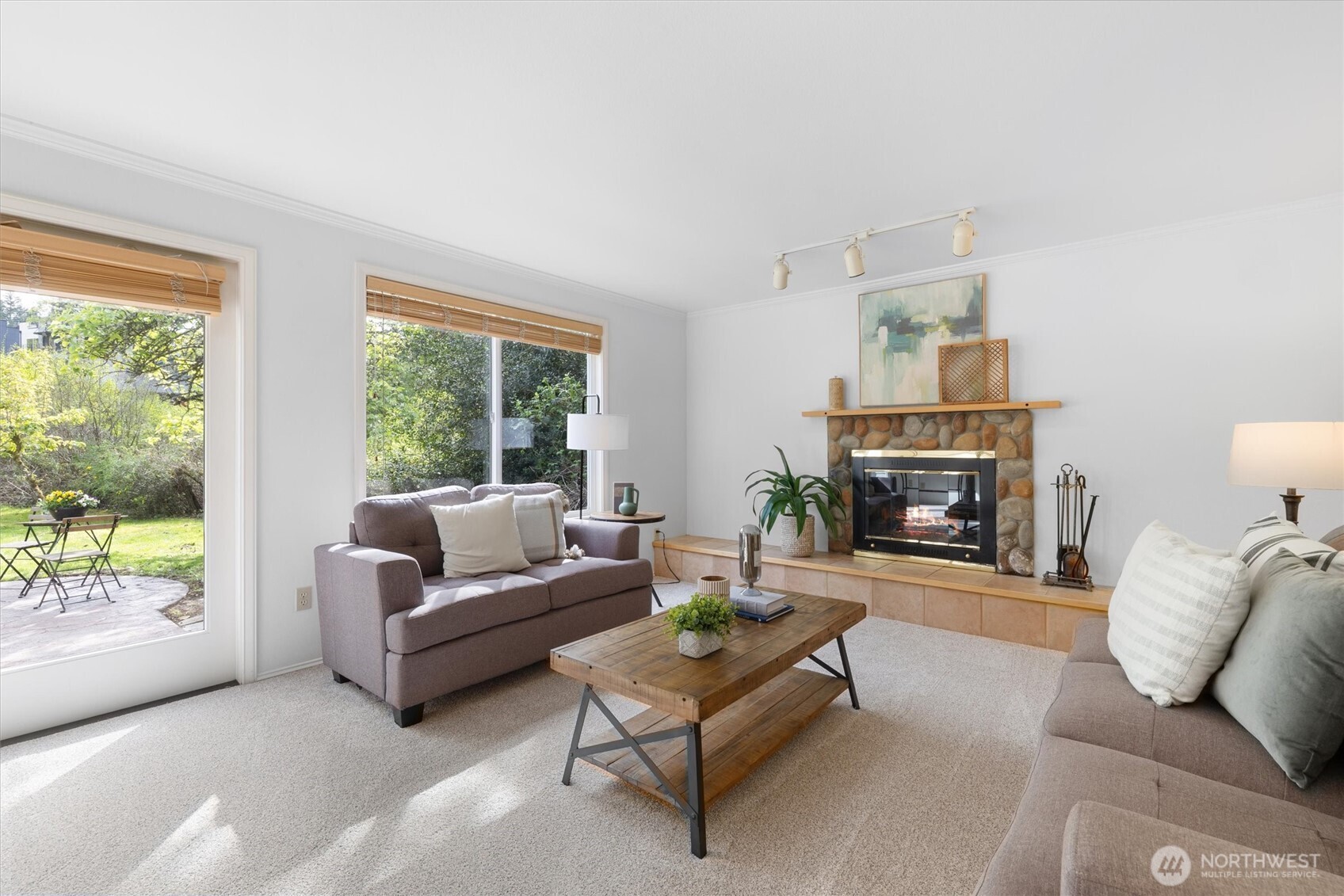24309 SE 25th Street , Sammamish, WA 98075