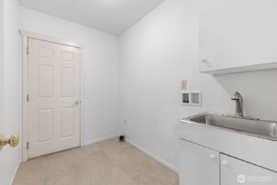 24309 SE 25th Street , Sammamish, WA 98075 - Photo 27